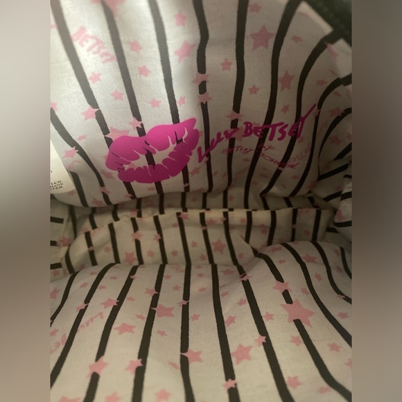 Luv Betsey panda bag - Picture 3 of 10